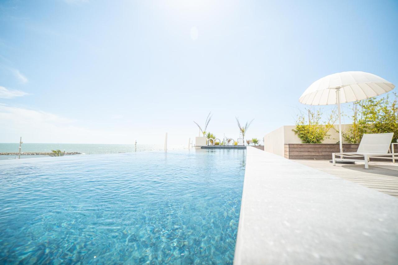 Luxury Mind Vue Exceptionnelle Pied Dans L'Eau Parkings Prives 2 Places Climatisation Hyper Centre Logement D'Exception La Grande Motte Exterior photo